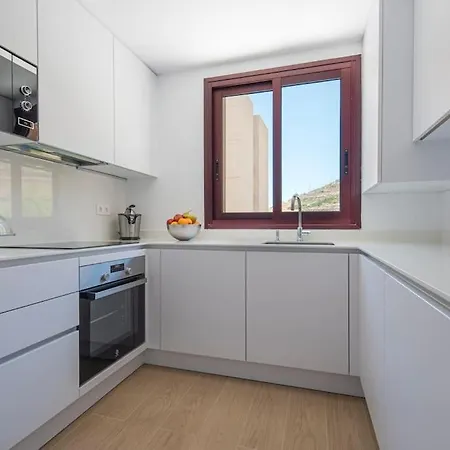 The Luxury Penthouses, 2d *
