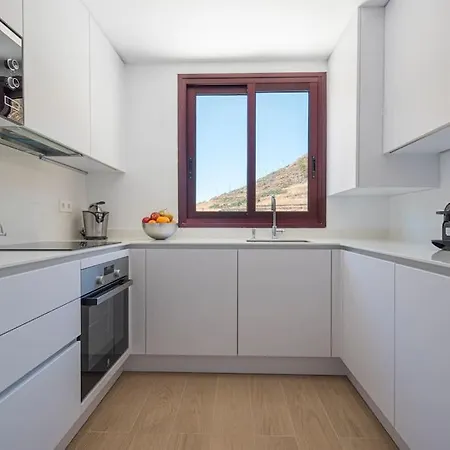 The Luxury Penthouses, 2d Appartement *