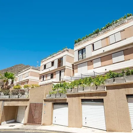 The Luxury Penthouses, 2d *